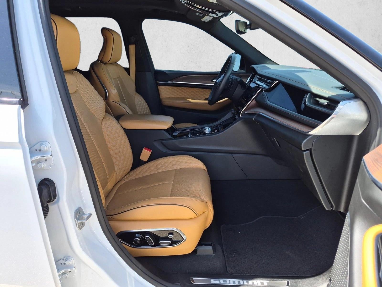 2023 Jeep Grand Cherokee Summit 4x4
