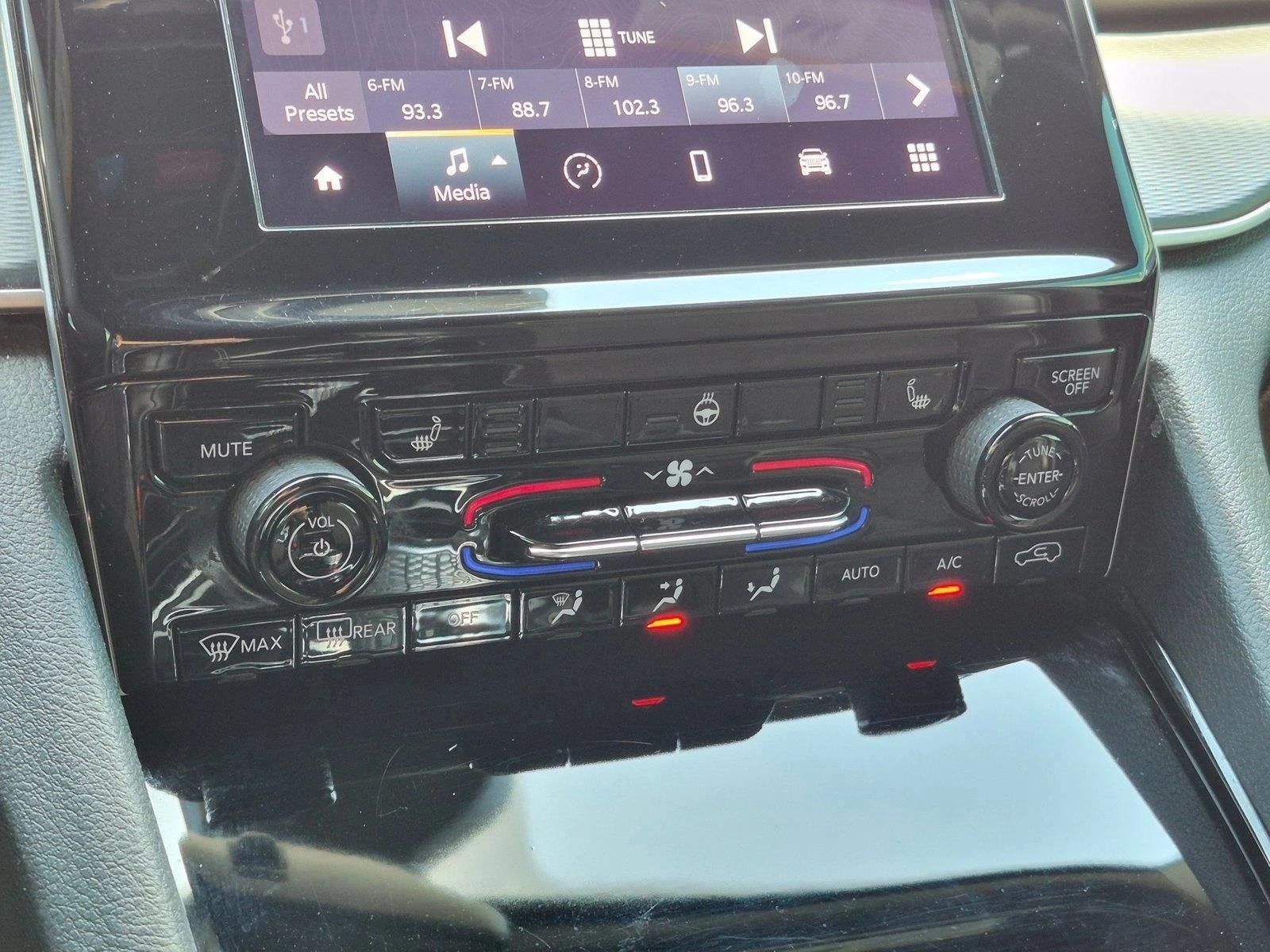 2023 Jeep Grand Cherokee L Altitude 4x4