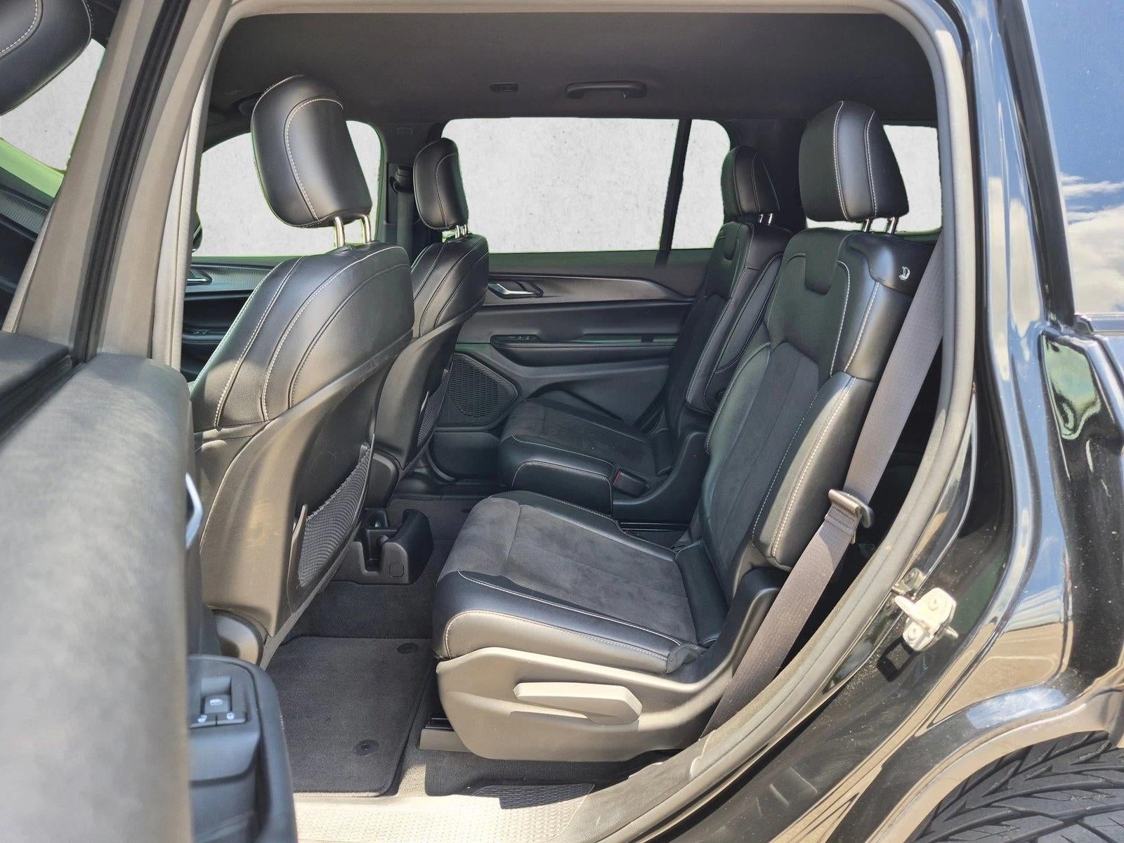 2023 Jeep Grand Cherokee L Altitude 4x4