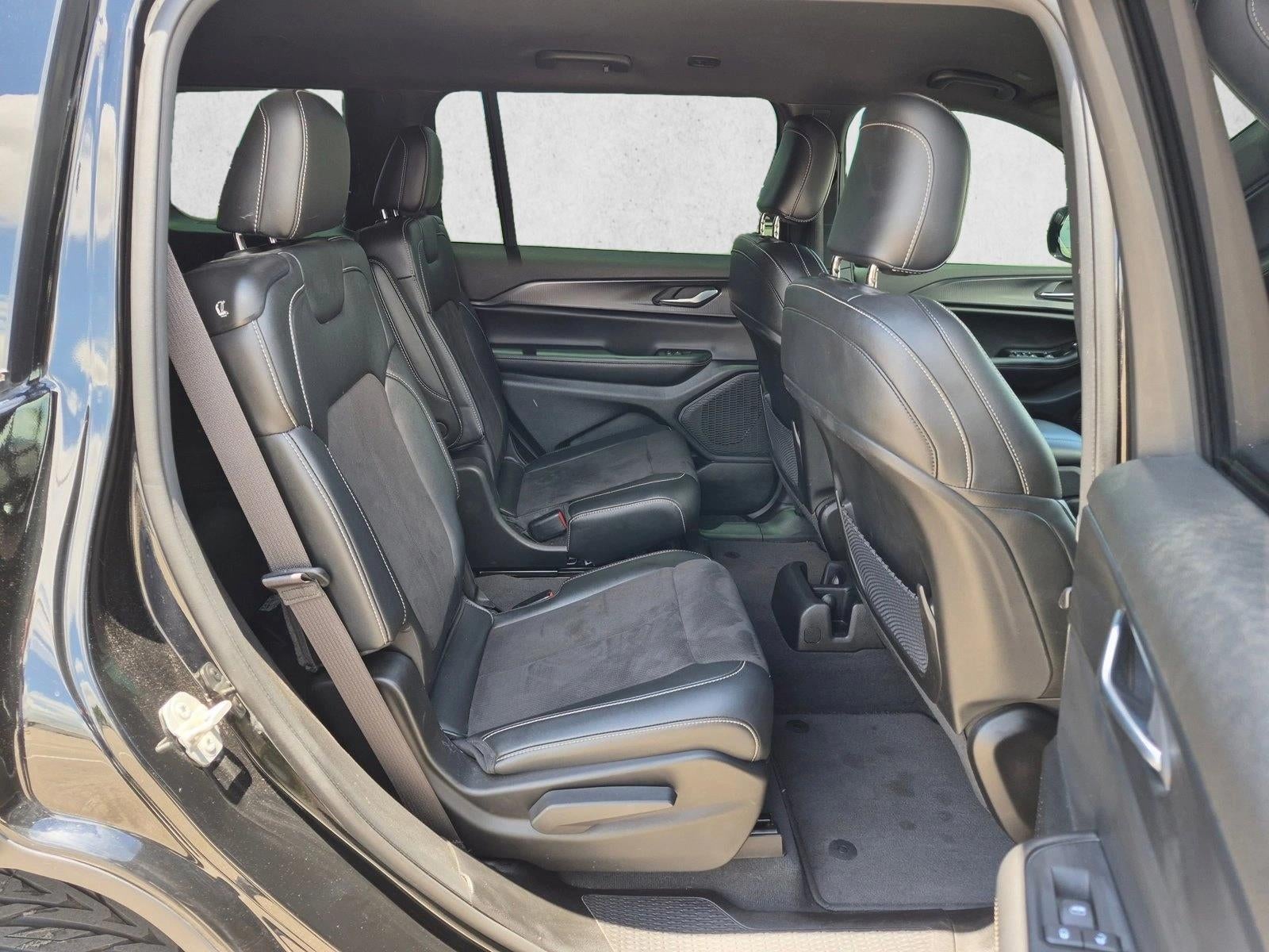 2023 Jeep Grand Cherokee L Altitude 4x4