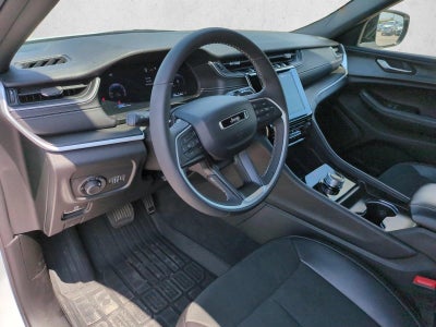 2024 Jeep Grand Cherokee L Altitude X 4x4