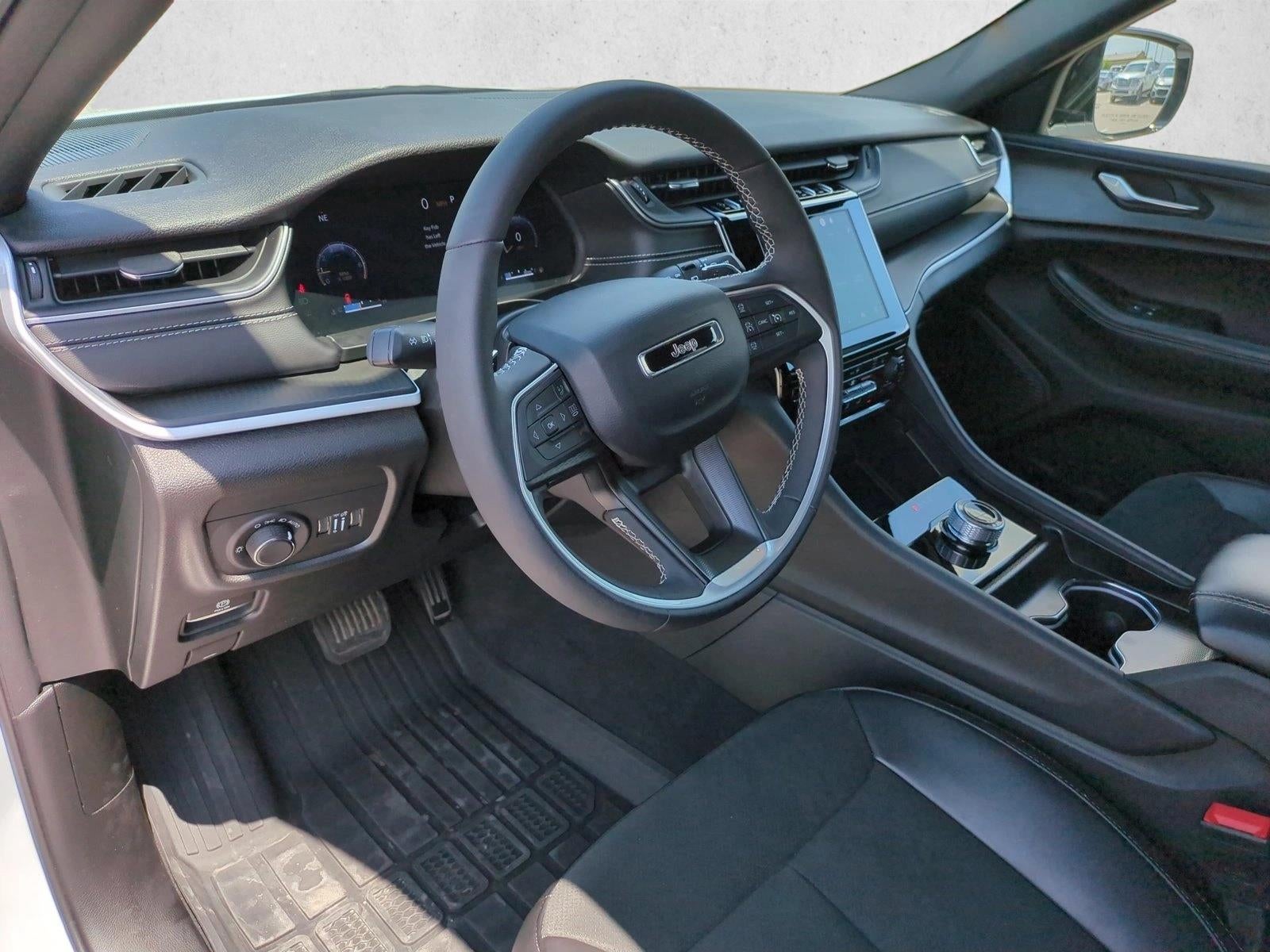 2024 Jeep Grand Cherokee L Altitude X 4x4