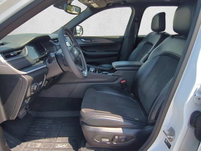 2024 Jeep Grand Cherokee L Altitude X 4x4