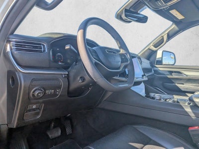 2022 Jeep Wagoneer Series III Carbide 4x2