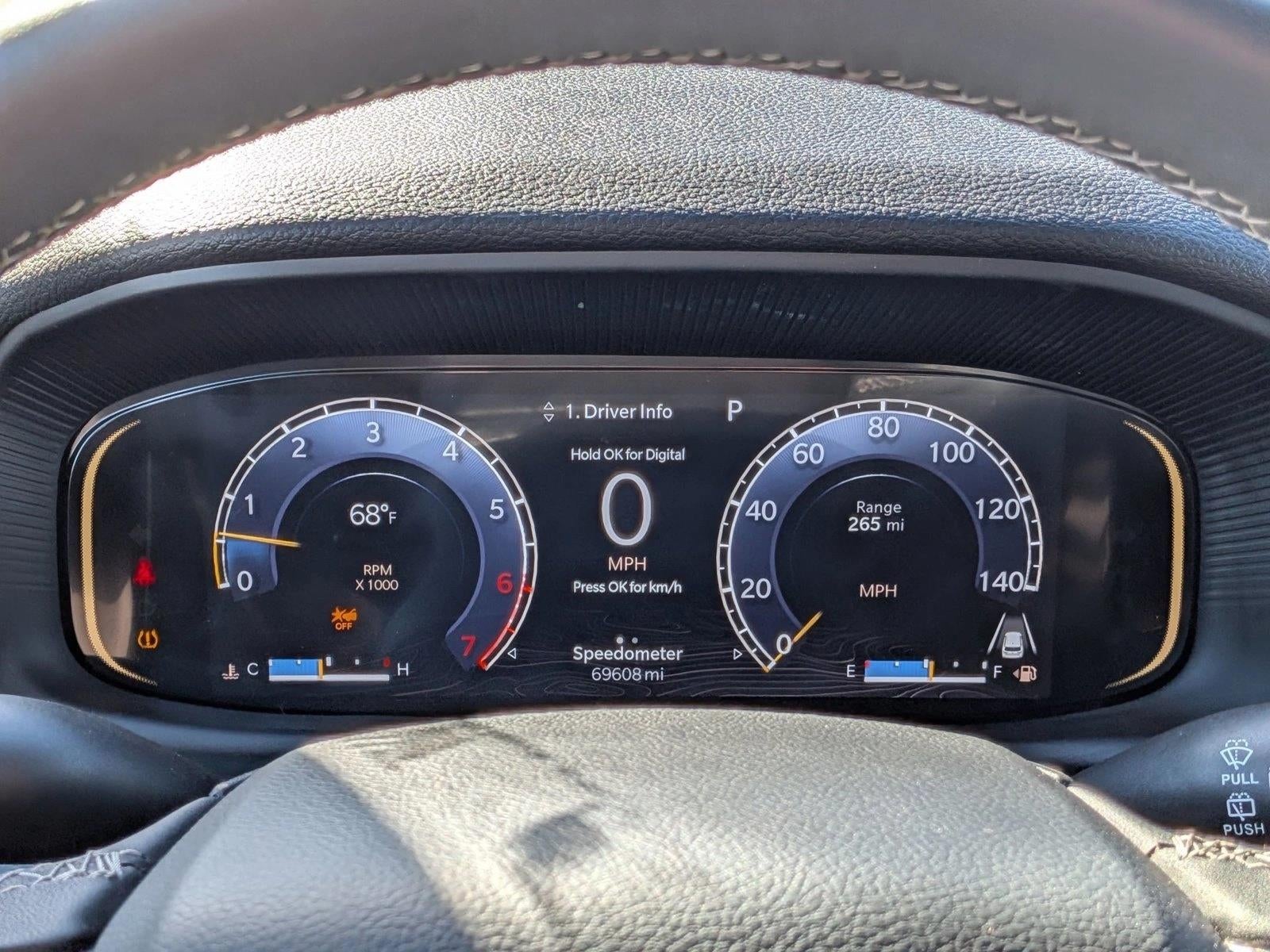 2022 Jeep Wagoneer Series III Carbide 4x2