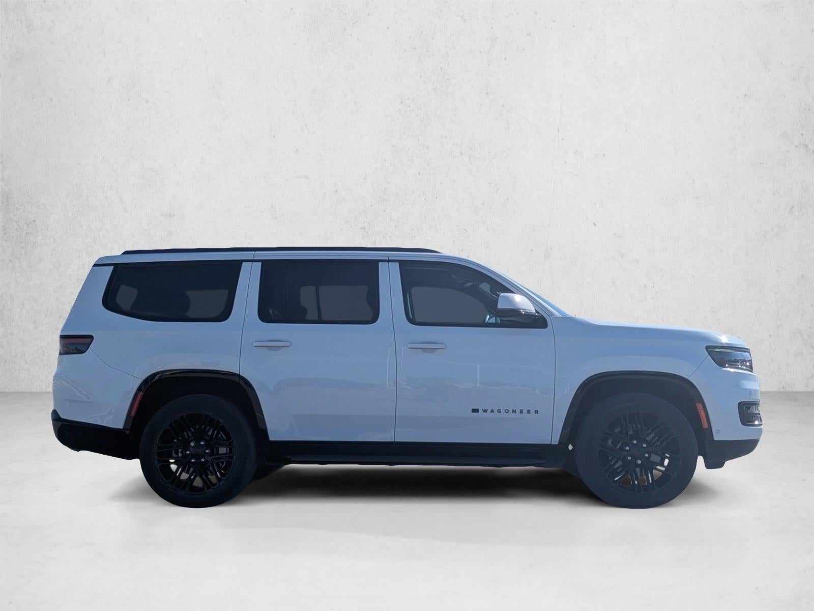 2022 Jeep Wagoneer Series III Carbide 4x2