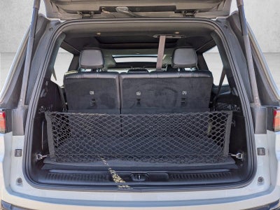 2022 Jeep Wagoneer Series III Carbide 4x2