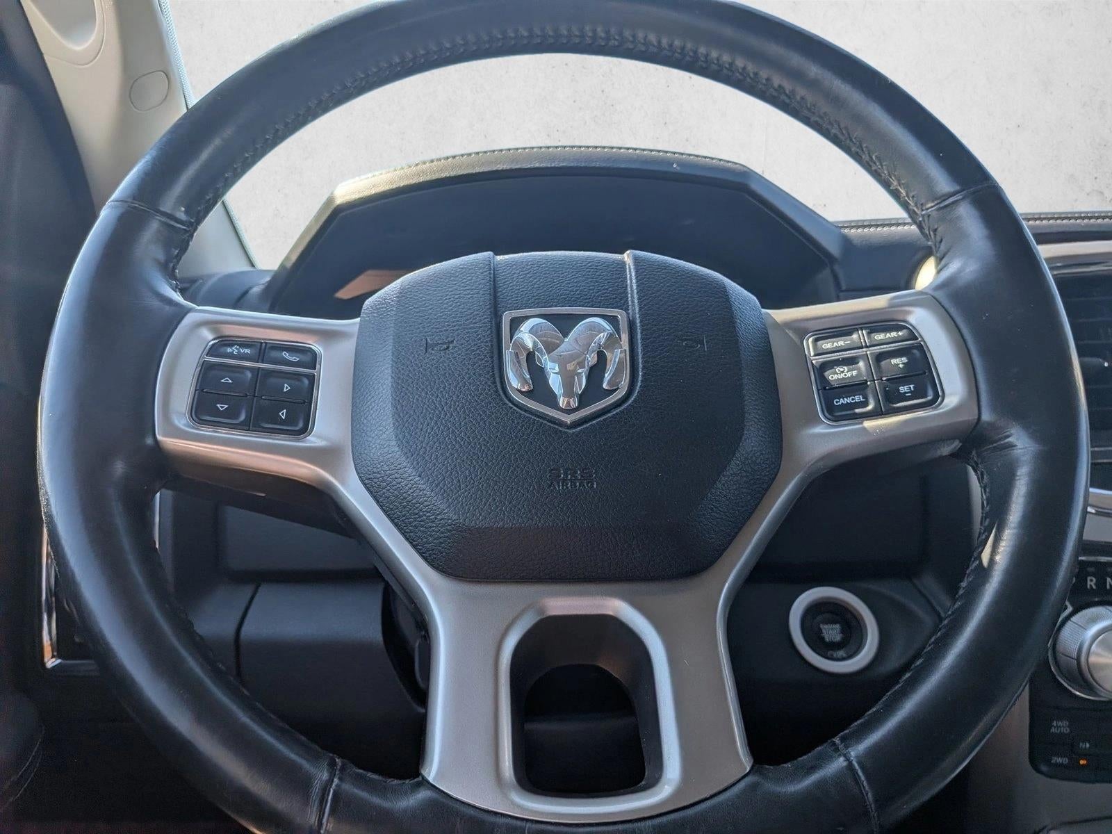 2017 RAM 1500 Laramie 4x4 Crew Cab 5'7" Box