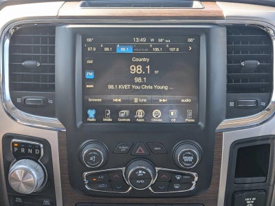 2017 RAM 1500 Laramie 4x4 Crew Cab 5'7" Box