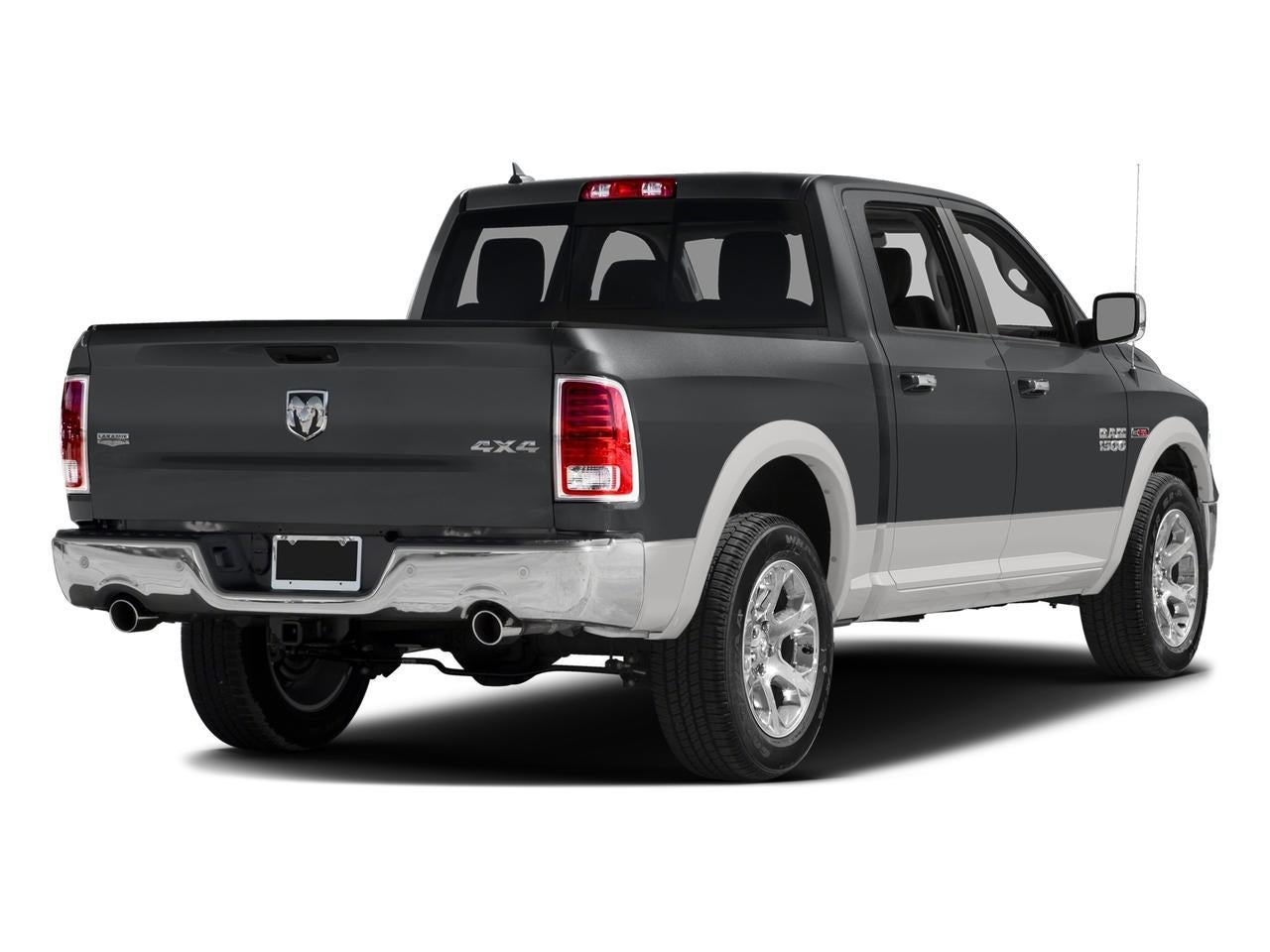 2017 RAM 1500 Laramie 4x4 Crew Cab 5'7" Box