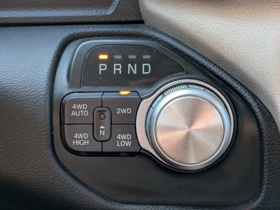 2020 RAM 1500 Laramie 4x4 Quad Cab 6'4" Box