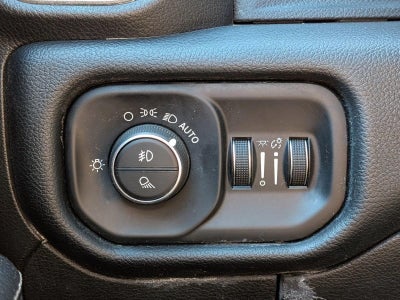 2020 RAM 1500 Laramie 4x4 Quad Cab 6'4" Box