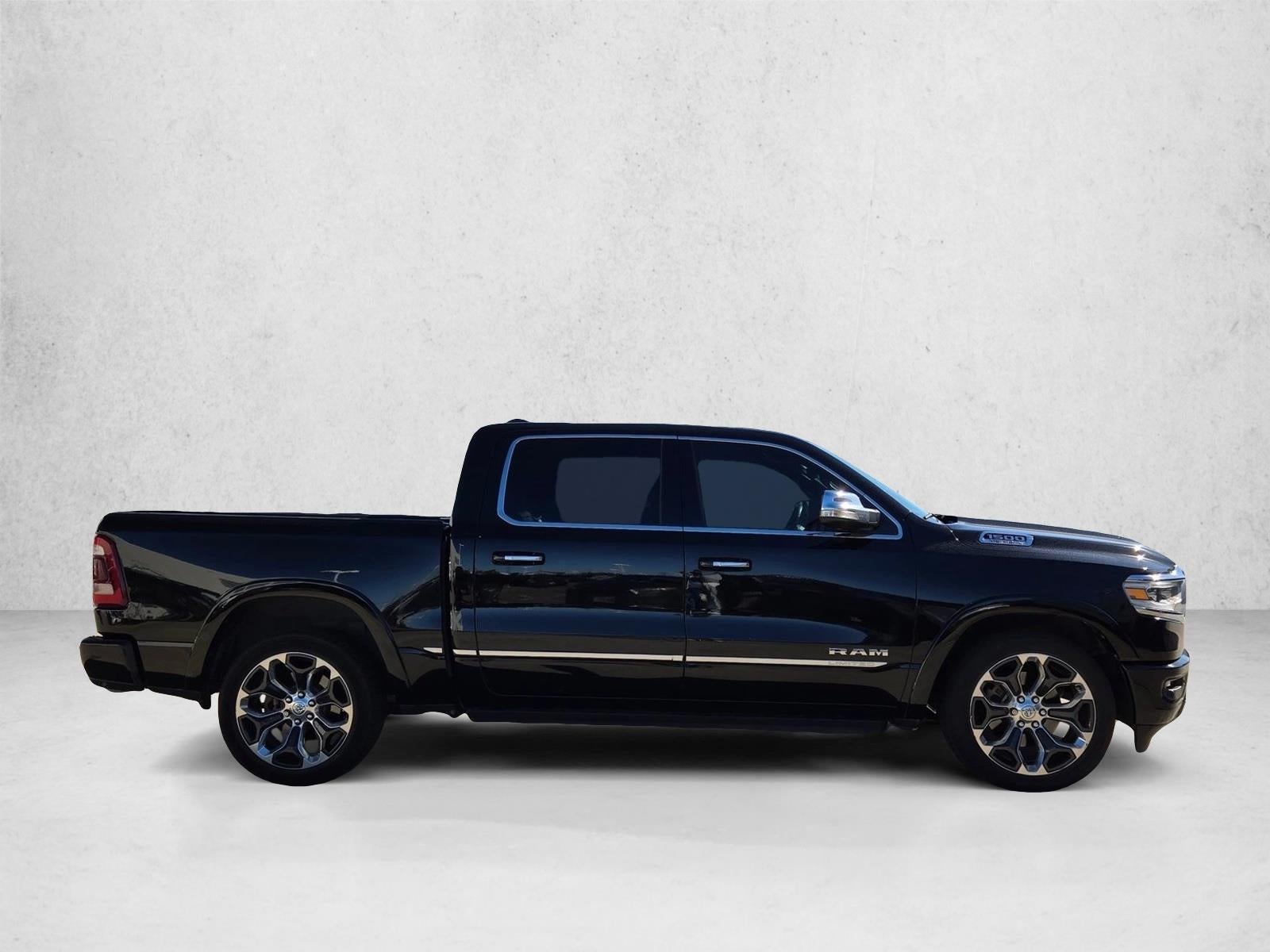 2019 RAM 1500 Limited 4x4 Crew Cab 5'7" Box
