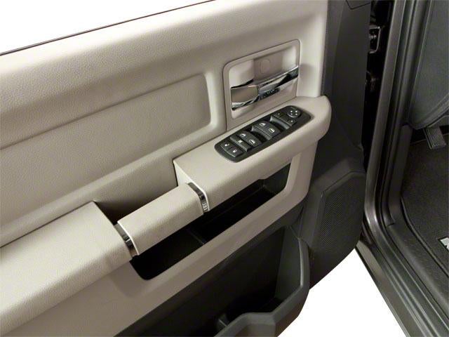 2011 RAM 1500 4WD Crew Cab 5.7 Ft Box SLT
