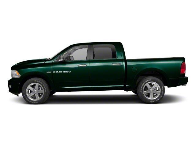 2011 RAM 1500 4WD Crew Cab 5.7 Ft Box SLT