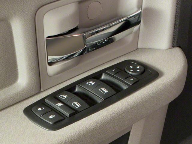 2011 RAM 1500 4WD Crew Cab 5.7 Ft Box SLT