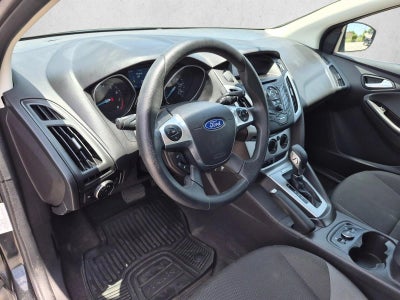 2014 Ford Focus 5dr HB SE