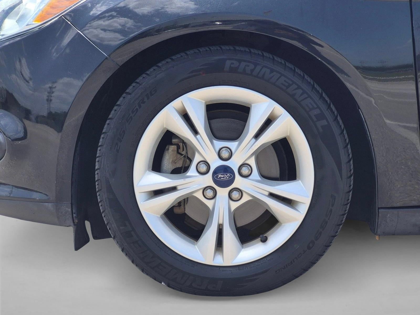 2014 Ford Focus 5dr HB SE