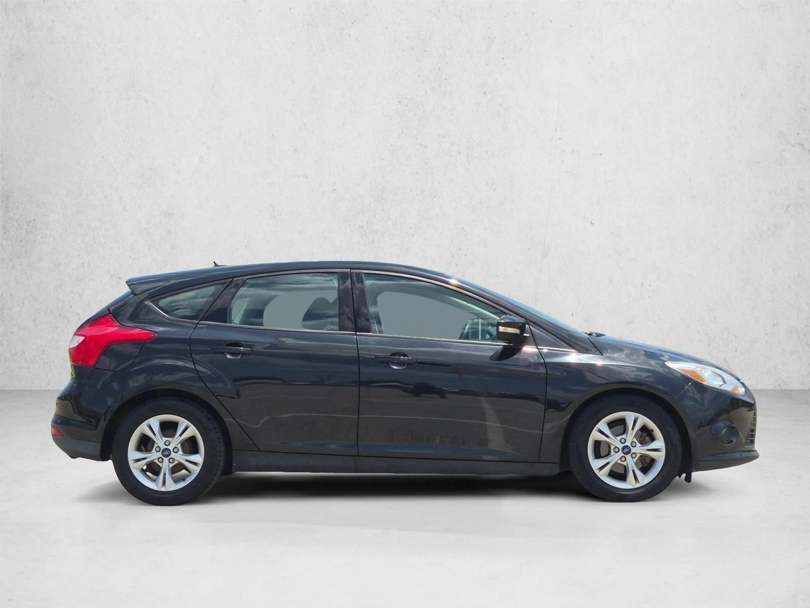 2014 Ford Focus 5dr HB SE