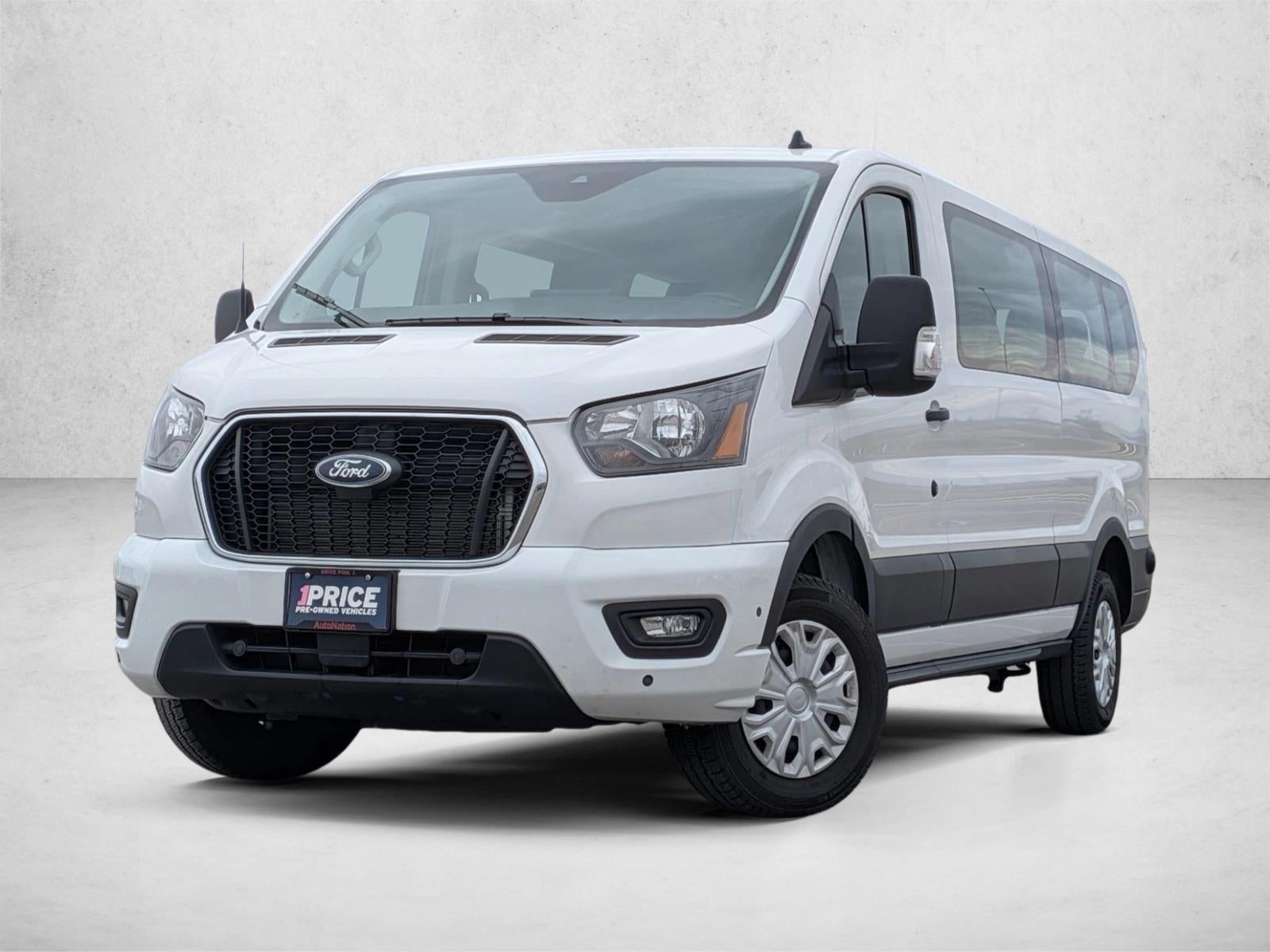 2024 Ford Transit Passenger Wagon T-350 148" Low Roof XLT RWD