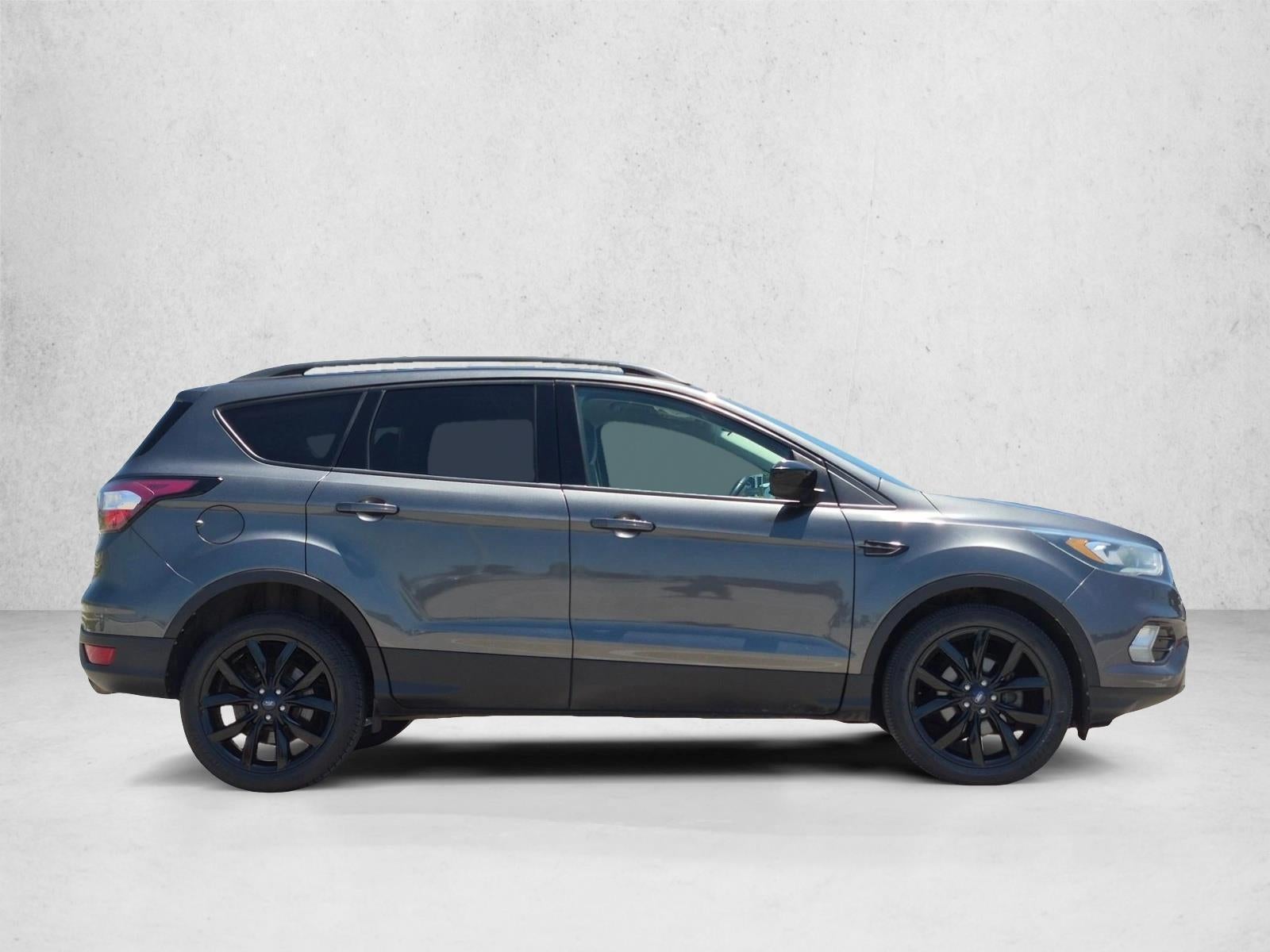 2017 Ford Escape SE FWD