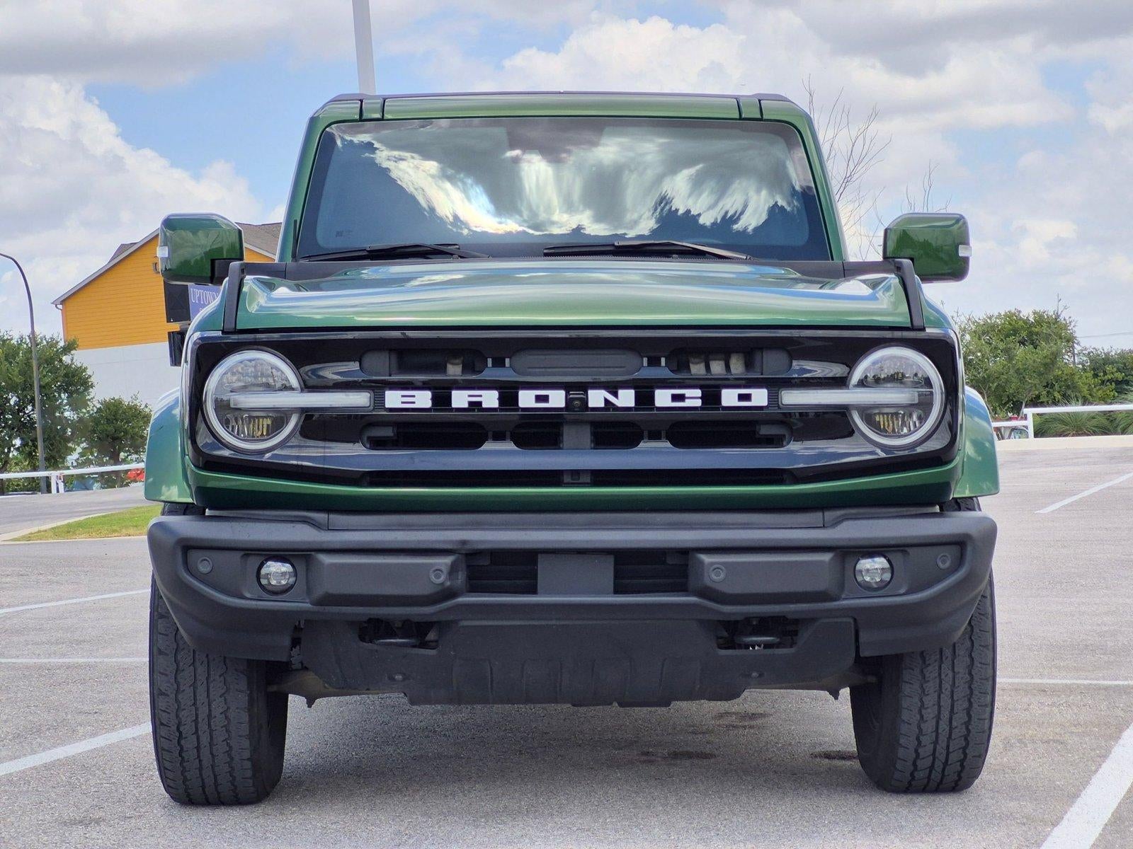 2022 Ford Bronco Outer Banks 2 Door 4x4