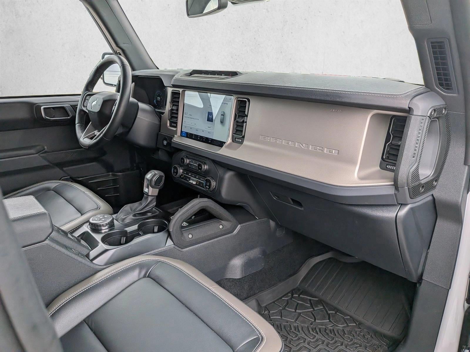 2025 Ford Bronco Outer Banks 4 Door 4x4