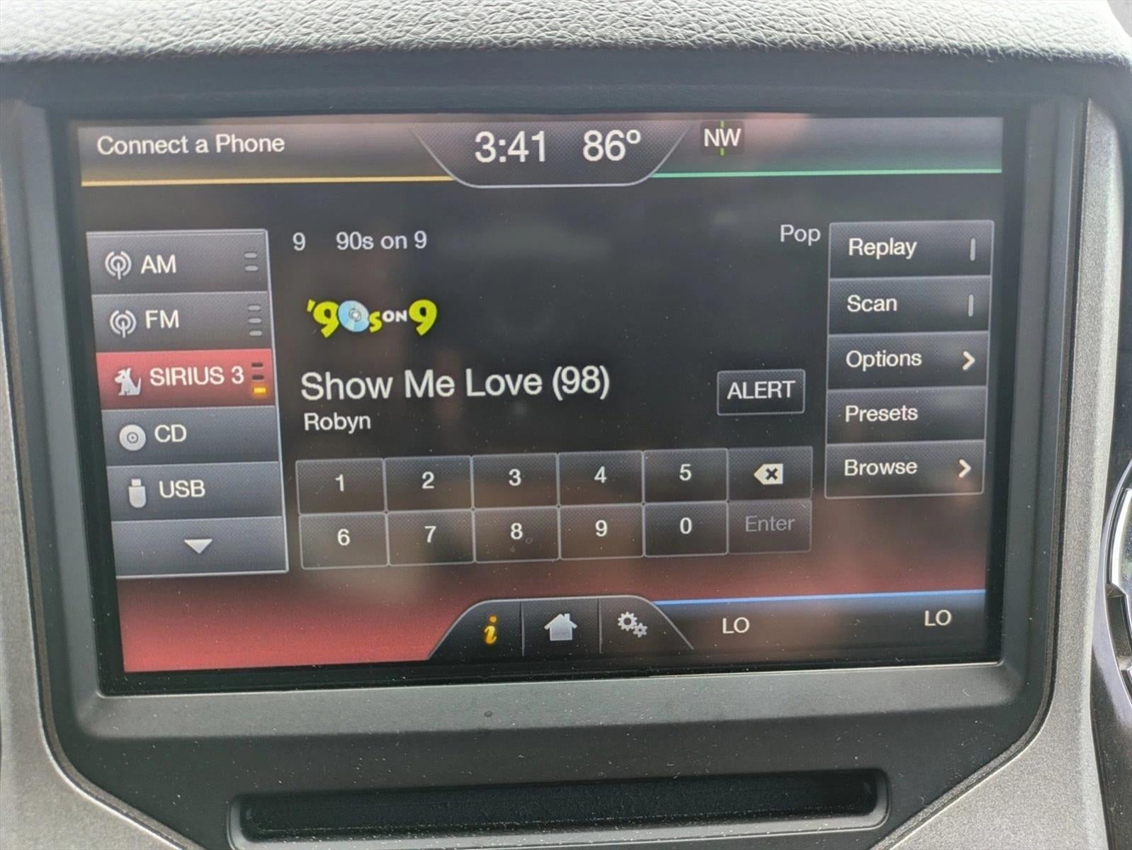 2016 Ford Super Duty F-250 SRW 4WD Crew Cab 6-3/4 Ft Box Lariat