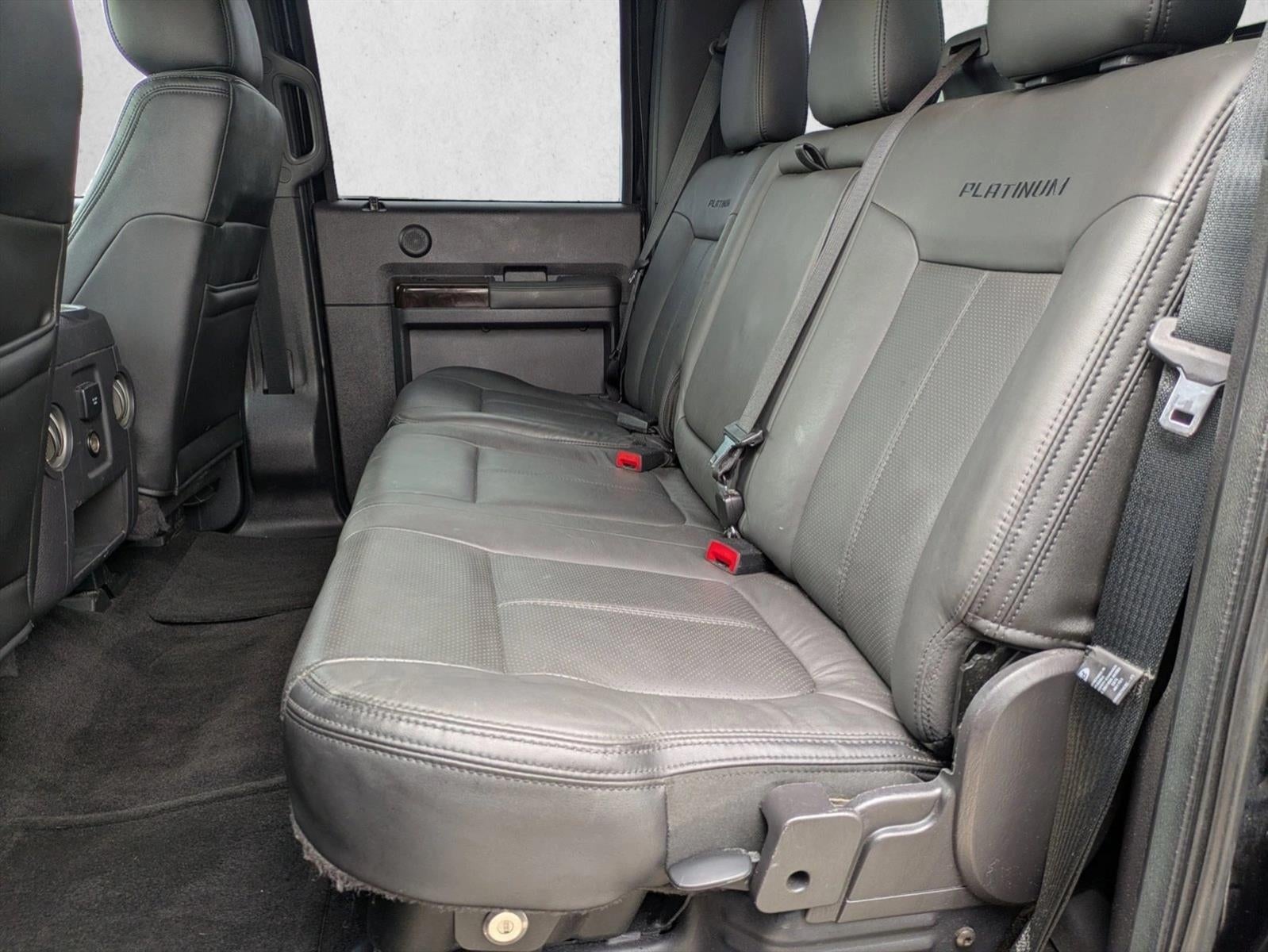 2016 Ford Super Duty F-250 SRW 4WD Crew Cab 6-3/4 Ft Box Lariat