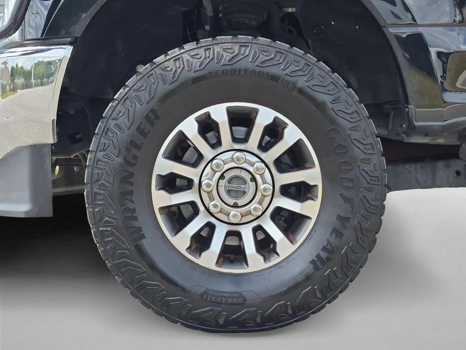 2021 Ford Super Duty F-250 SRW LARIAT 4WD Crew Cab 6.75' Box