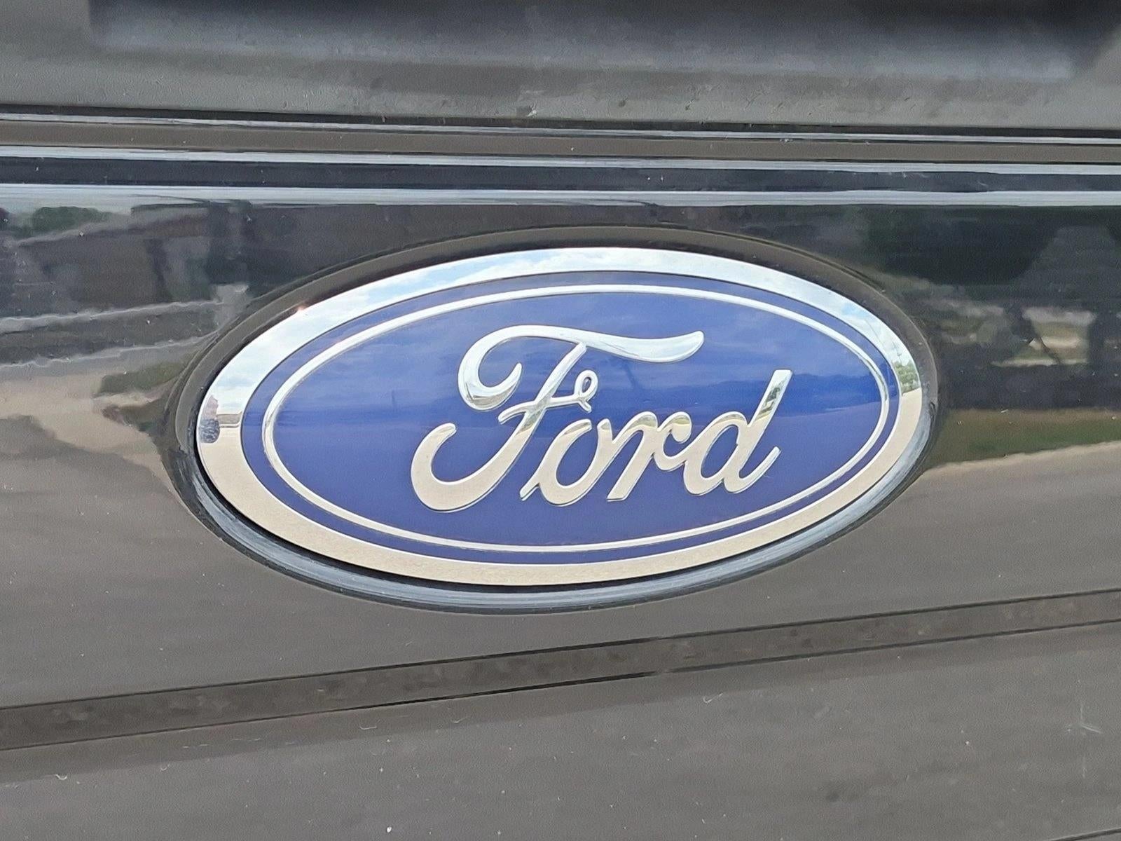 2021 Ford Super Duty F-250 SRW LARIAT 4WD Crew Cab 6.75' Box