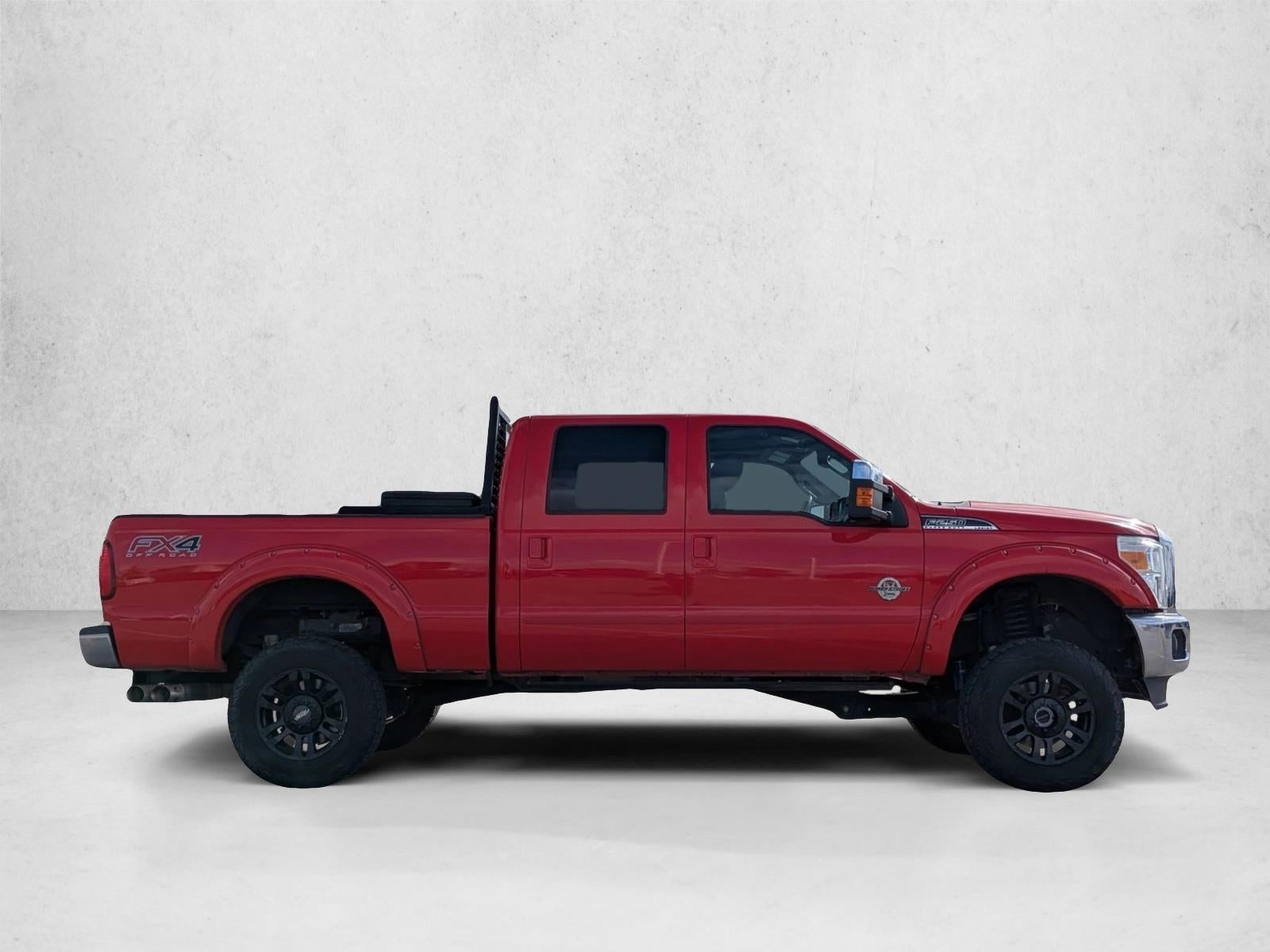 2016 Ford Super Duty F-250 SRW 4WD Crew Cab 6-3/4 Ft Box Lariat