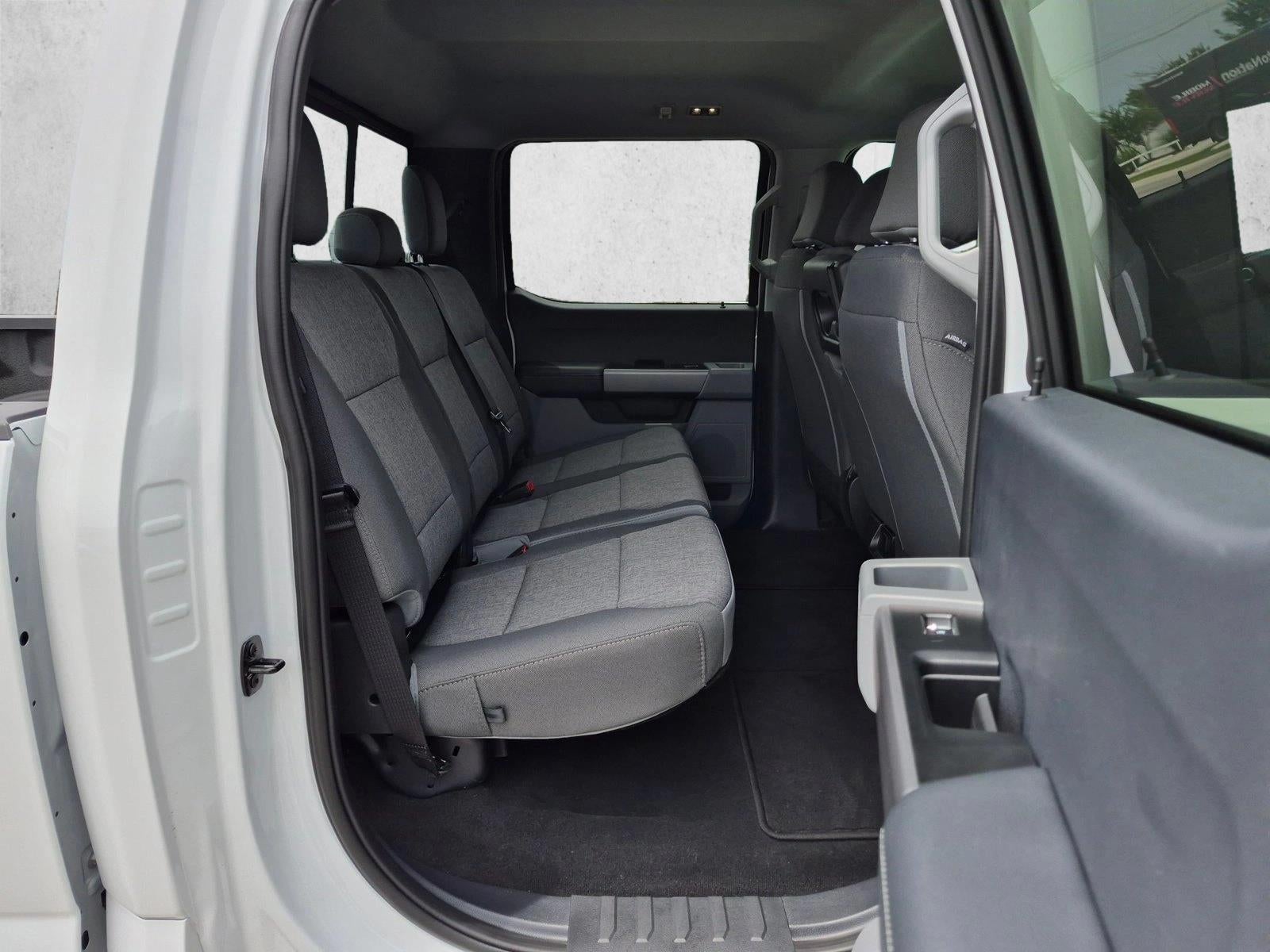 2025 Ford Super Duty F-250 SRW XL 4WD Crew Cab 6.75' Box