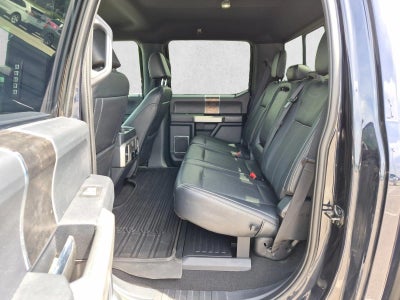 2022 Ford Super Duty F-350 DRW LARIAT 4WD Crew Cab 8' Box