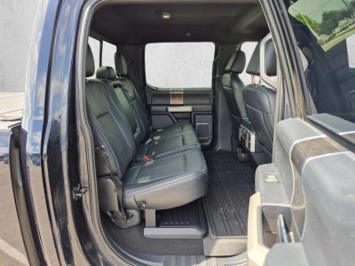 2022 Ford Super Duty F-350 DRW LARIAT 4WD Crew Cab 8' Box