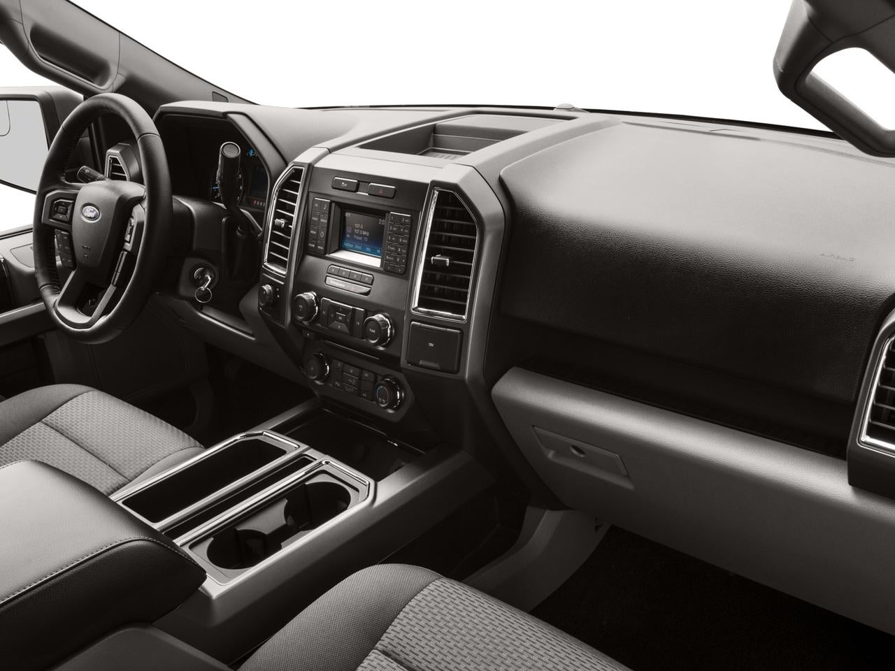 2016 Ford F-150 2WD SuperCrew 5-1/2 Ft Box XLT