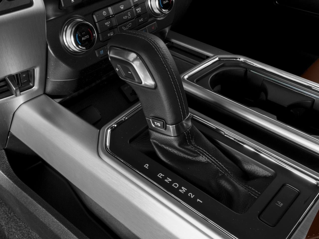 2017 Ford F-150 Platinum 2WD SuperCrew 5.5' Box