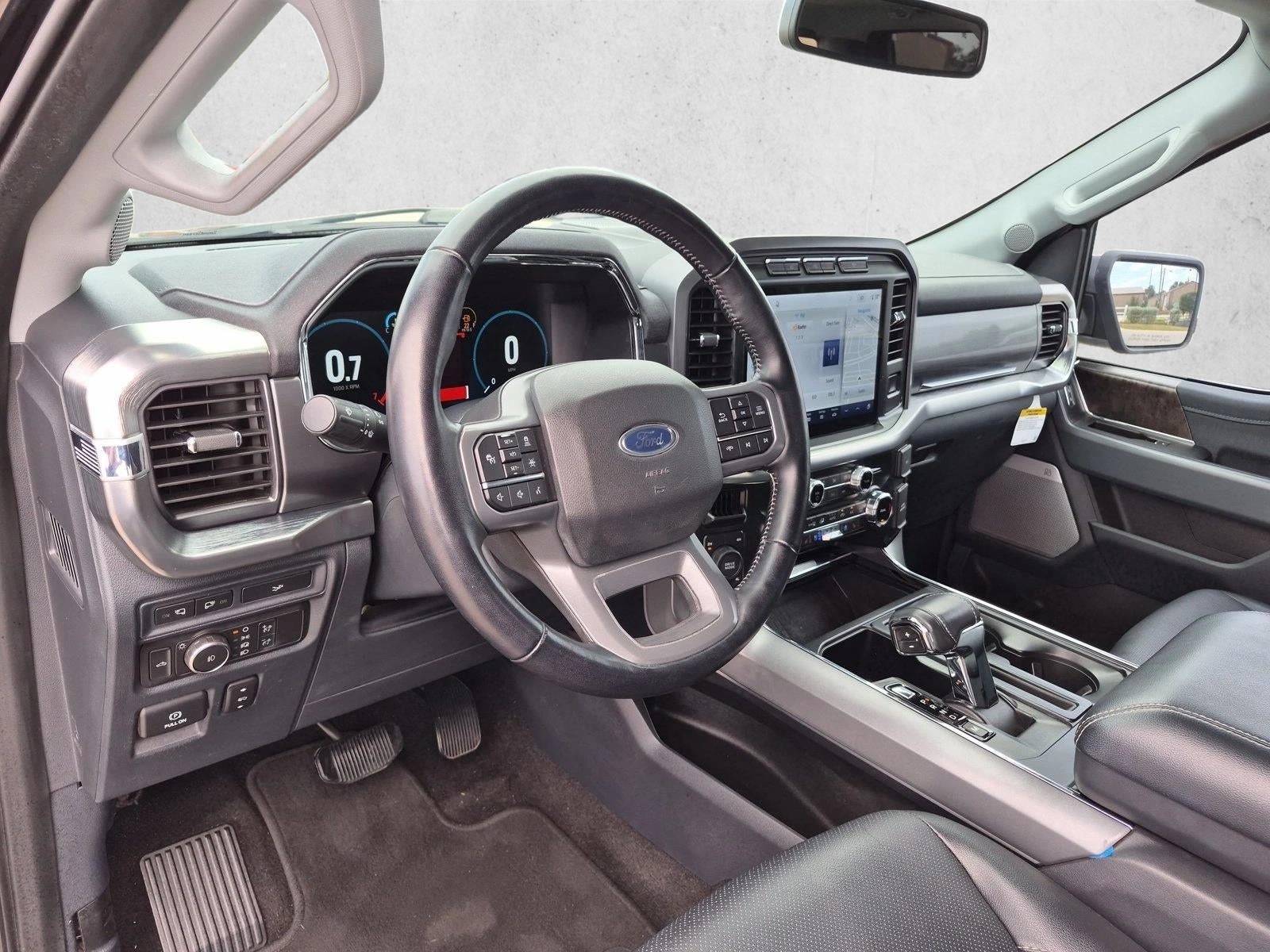 2022 Ford F-150 LARIAT 4WD SuperCrew 5.5' Box