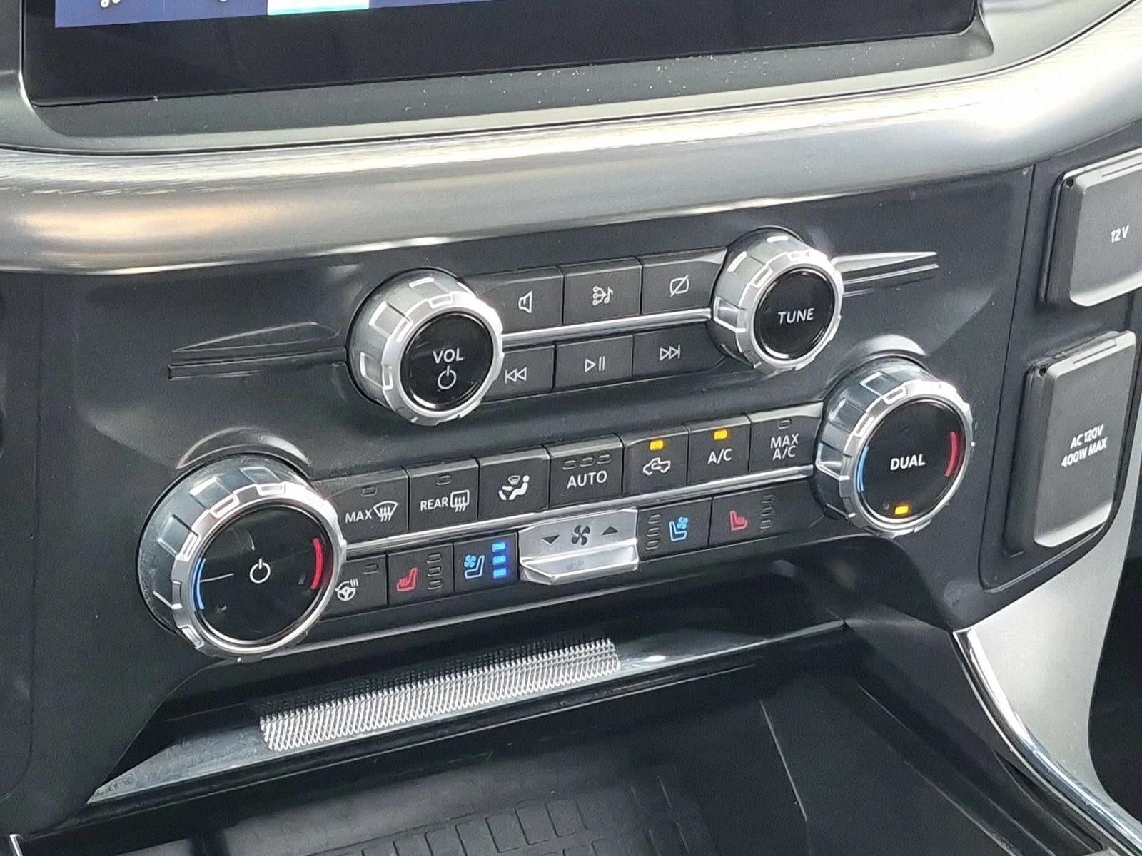 2022 Ford F-150 LARIAT 4WD SuperCrew 5.5' Box
