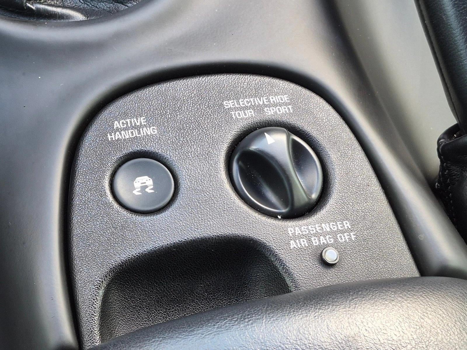 2003 Chevrolet Corvette Base