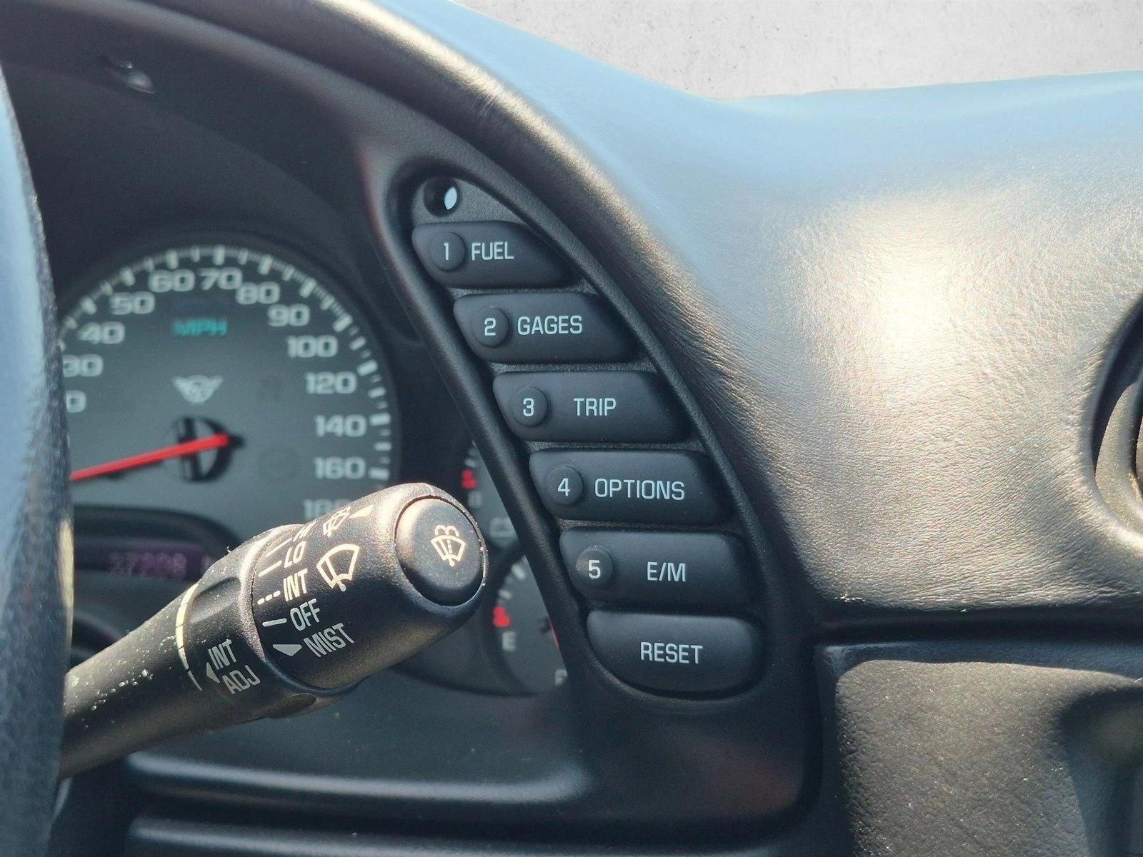 2004 Chevrolet Corvette Base