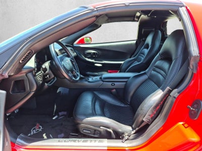 2004 Chevrolet Corvette Base