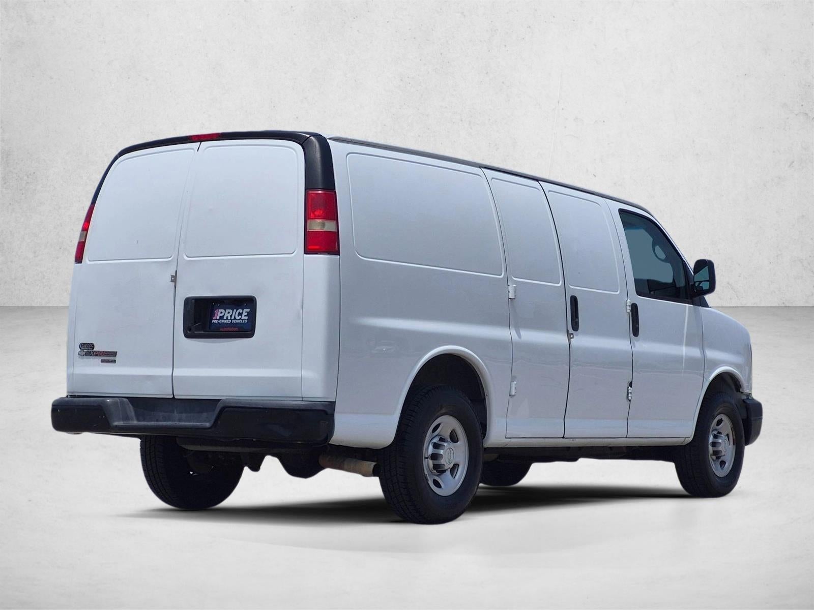 2015 Chevrolet Express Cargo Van 2500 Regular Wheelbase Rear-Wheel Drive