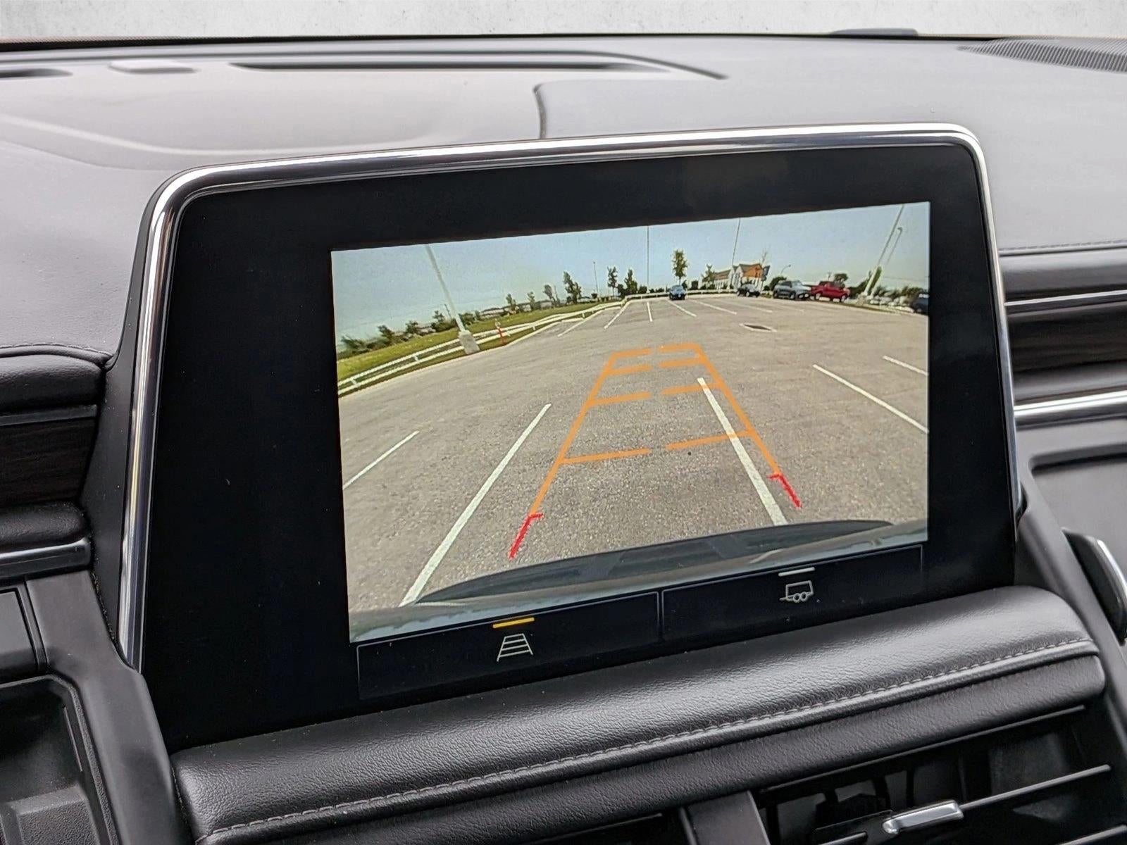 2022 Chevrolet Suburban 4WD LT