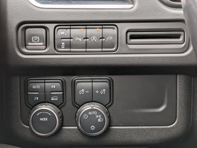 2022 Chevrolet Suburban 4WD LT
