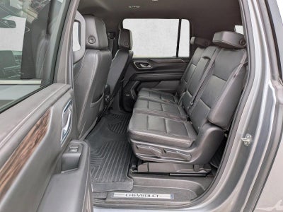 2022 Chevrolet Suburban 4WD LT