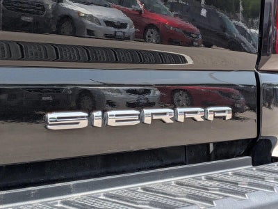 2022 GMC Sierra 2500 HD Crew Cab Standard Box 4-Wheel Drive Denali
