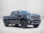 2022 GMC Sierra 2500 HD Crew Cab Standard Box 4-Wheel Drive Denali