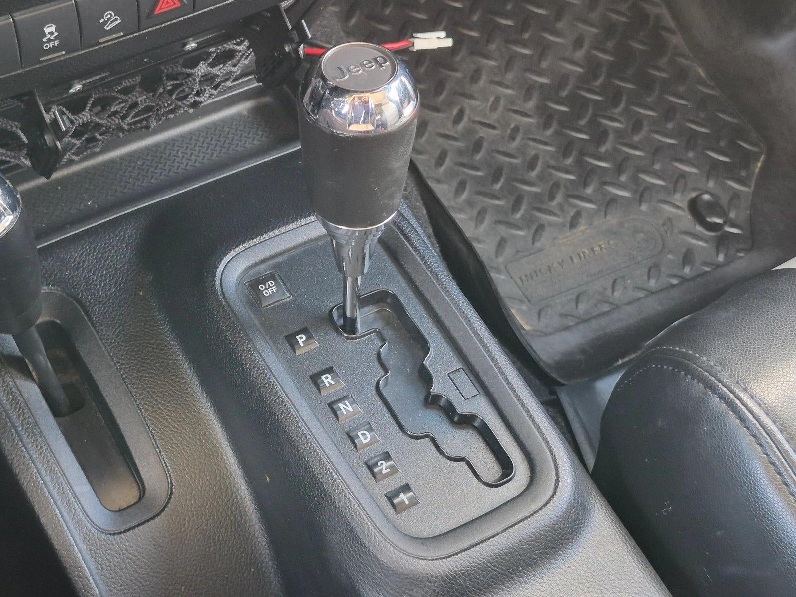 2011 Jeep Wrangler Unlimited 4WD 4dr Sahara