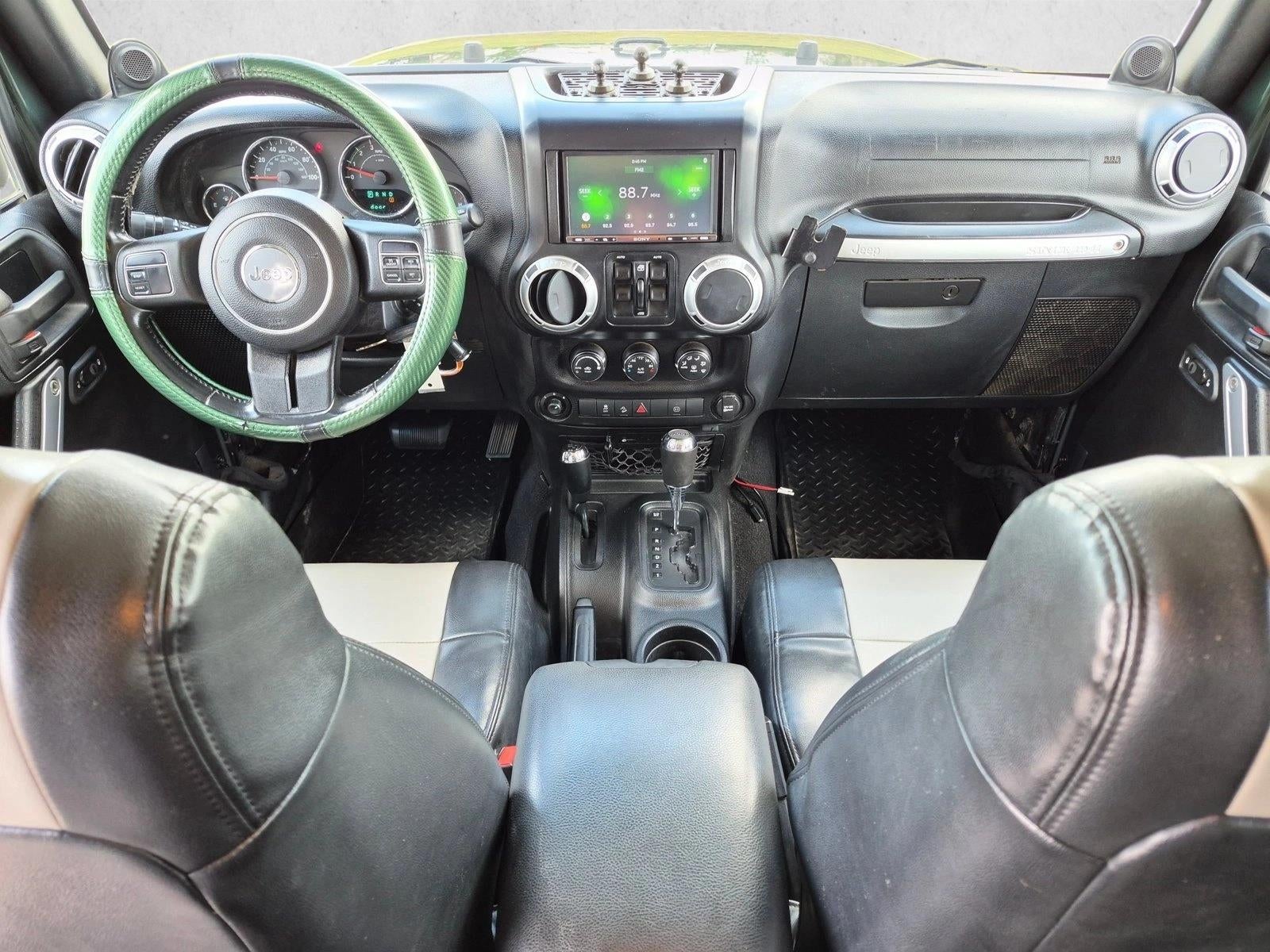 2011 Jeep Wrangler Unlimited 4WD 4dr Sahara
